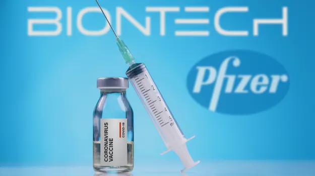 The POT proposal: Romanians vaccinated with Pfizer should receive 1,200 euros per month, compensation, until retirement, and the company to