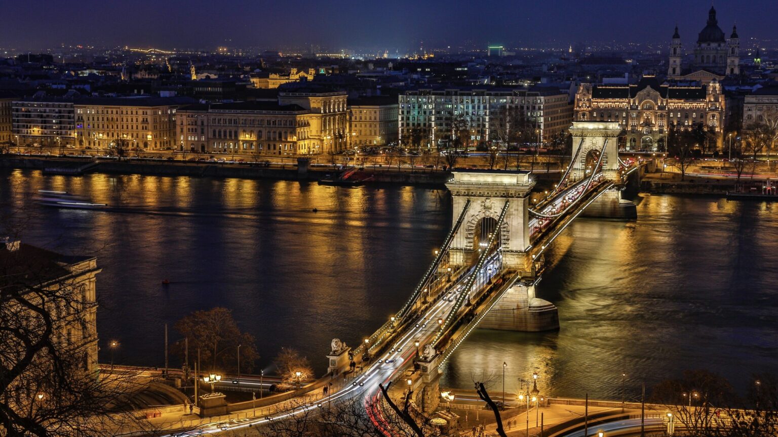 Hungary Cuts Unemployment by 420,000 since 2010