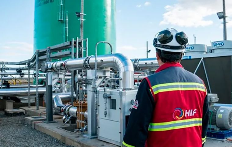 HIF Global's project envisions the production of approximately 880,000 metric tons per year of synthetic fuels from green hydrogen about three kilometers from the Argentine shore at Colón