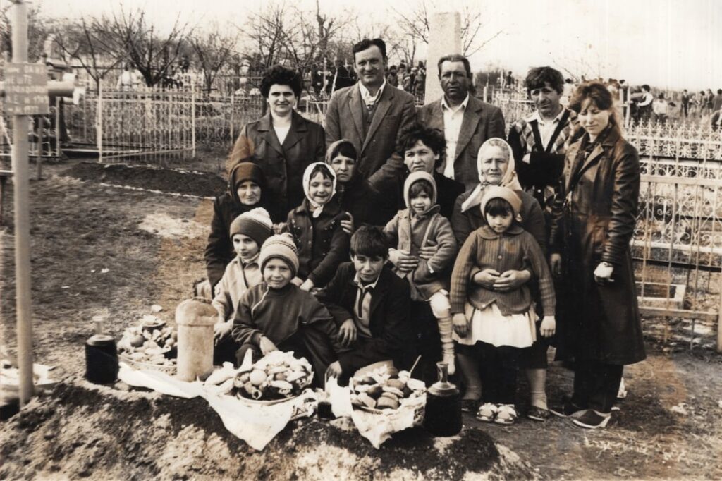 Easter of the Blajins, vintage images