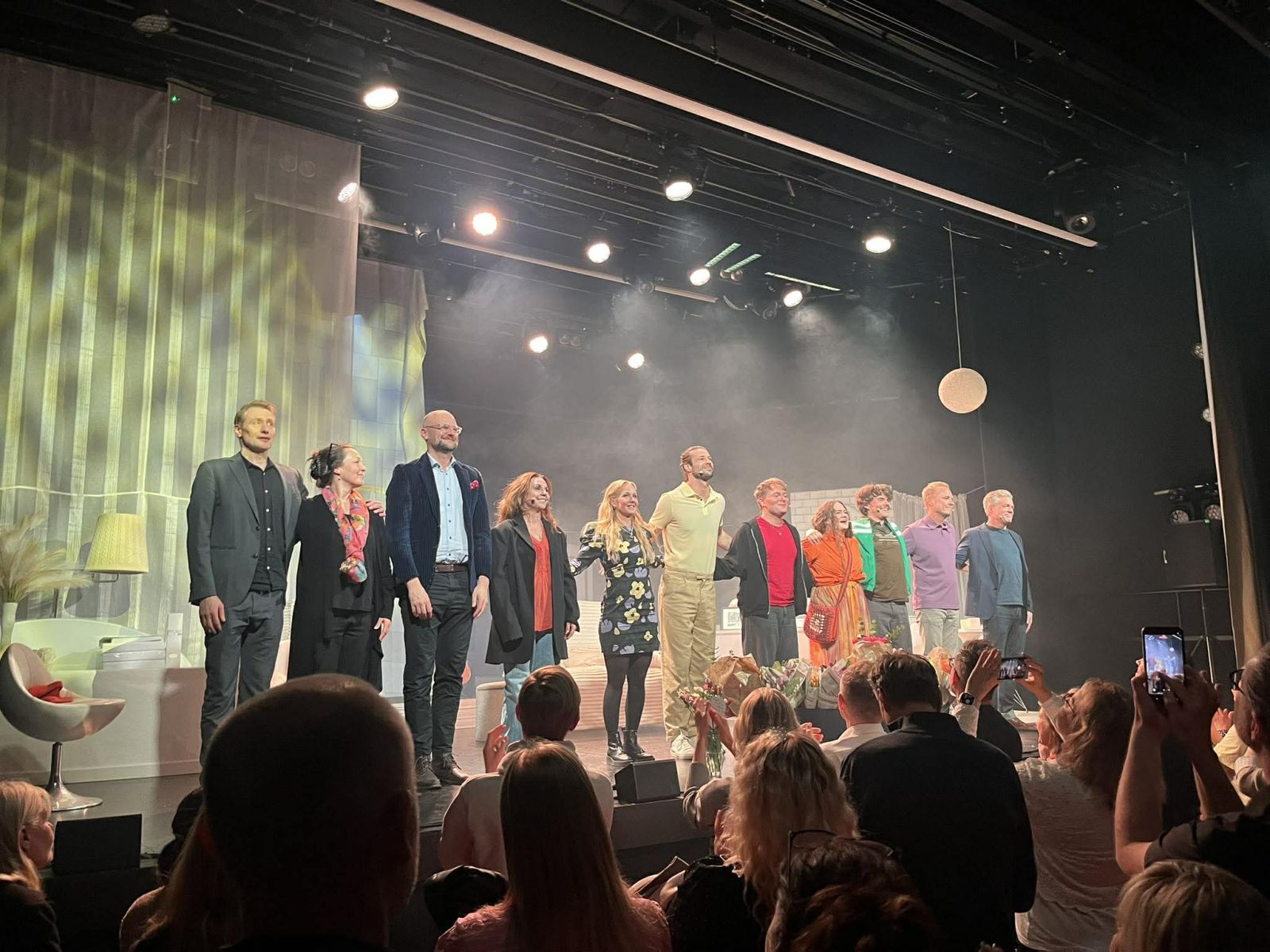 Review: NEXT TO NORMAL at Maxim Teatern  Image