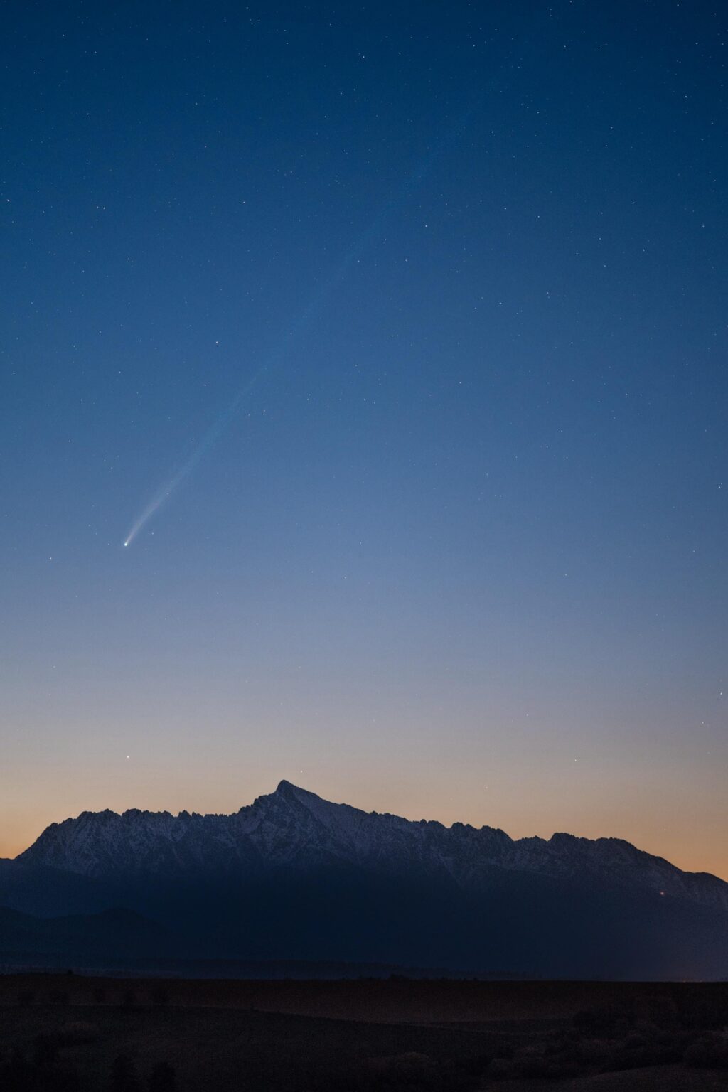 Comet C/2025 R3 (PanSTARRS) over High Tatras mountains