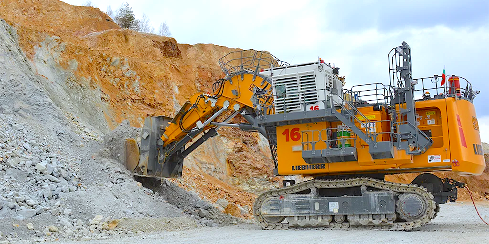 Liebherr's 300-tonne electric excavator emits zero emissions while maintaining productivity