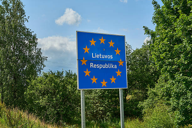 lithuania-border-sign-european-union-stars