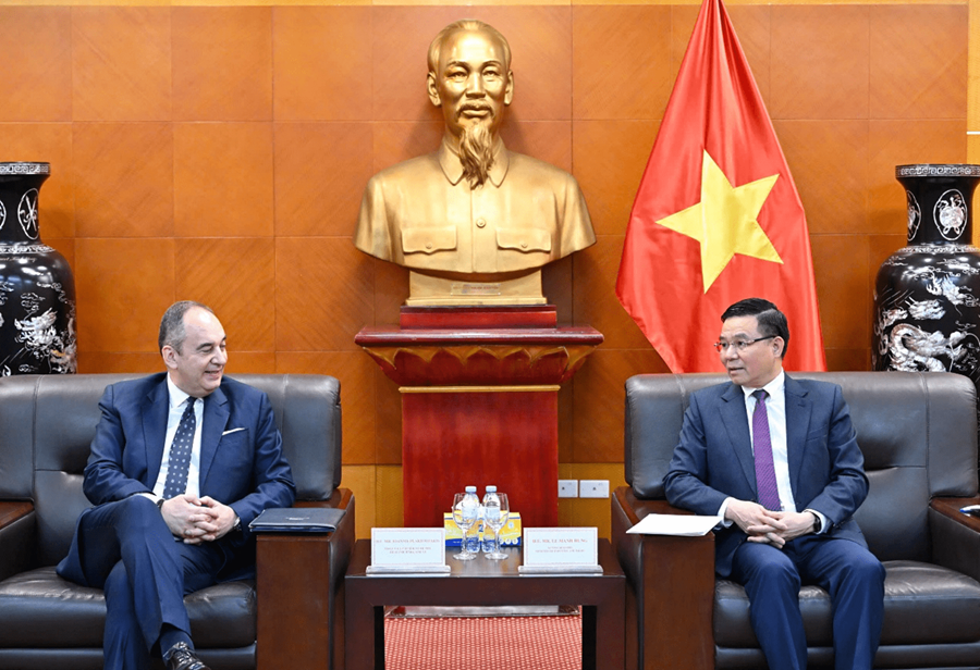 Greece seeks to expand economic cooperation with Vietnam