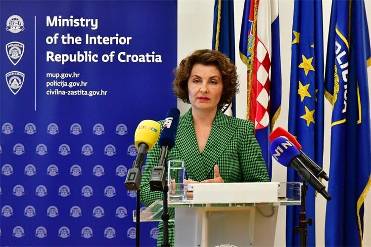 State Secretary Irena Petrijevčanin 