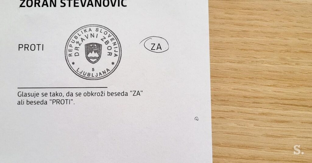 The ballots for Stevanović were marked despite the secret ballot