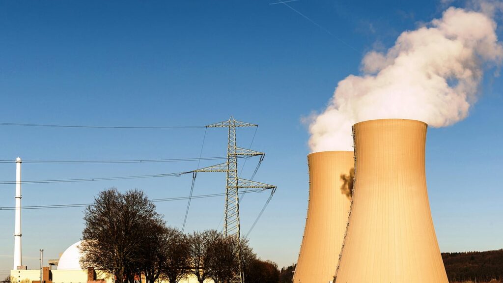 US Bets on Small Modular Reactors to Revive Nuclear Energy Sector, Cut Costs and Boost Flexibility US Bets on Small Modular Reactors to Revive Nuclear Energy Sector, Cut Costs and Boost Flexibility