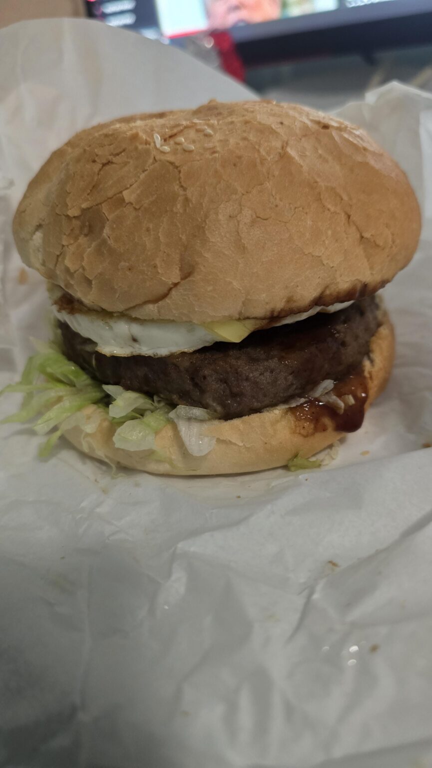 Fast Food burgers can suck eggs. This is a real burger