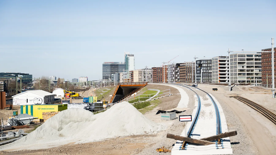 Netherlands' solution to the housing crisis: neighborhoods along the railroad tracks