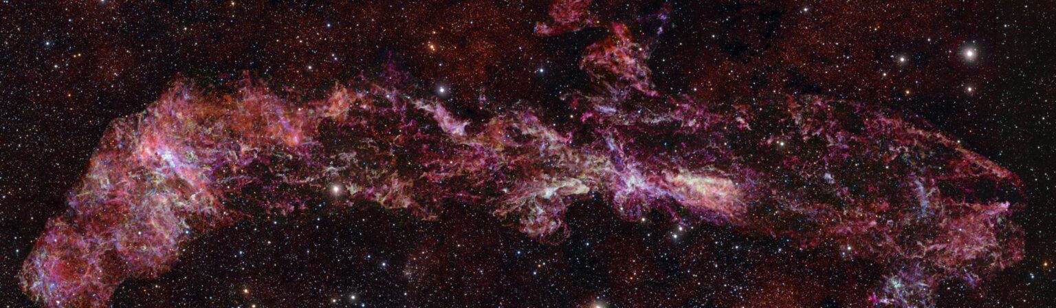 Astronomers have captured the central region of our Milky Way in a striking new image using the Atacama Large Millimeter/submillimeter Array (ALMA). The largest ALMA image to date