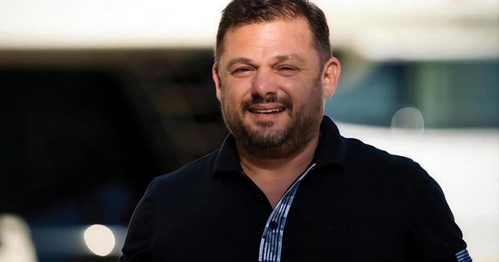 Crime pays Crime pays