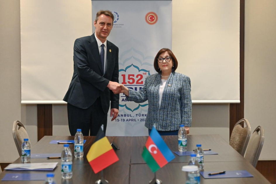 Azerbaijani Parliament Speaker briefs Belgian counterpart on country