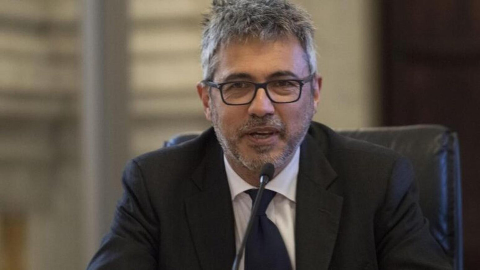 ITA Airways, former CEO Lazzerini under investigation for corruption: he allegedly provided "Volare" cards as a gift to the Privacy Guarantor to soften a sanction for the violation of employees' personal data