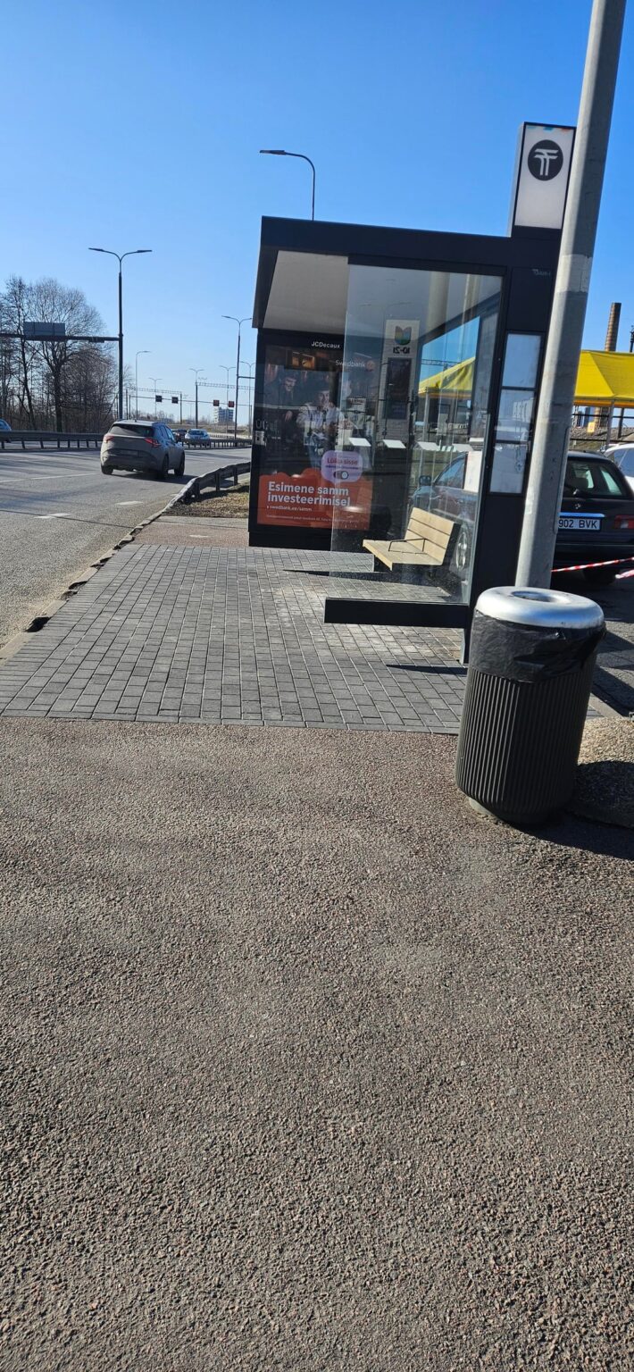 Tallinn's useless bus stops