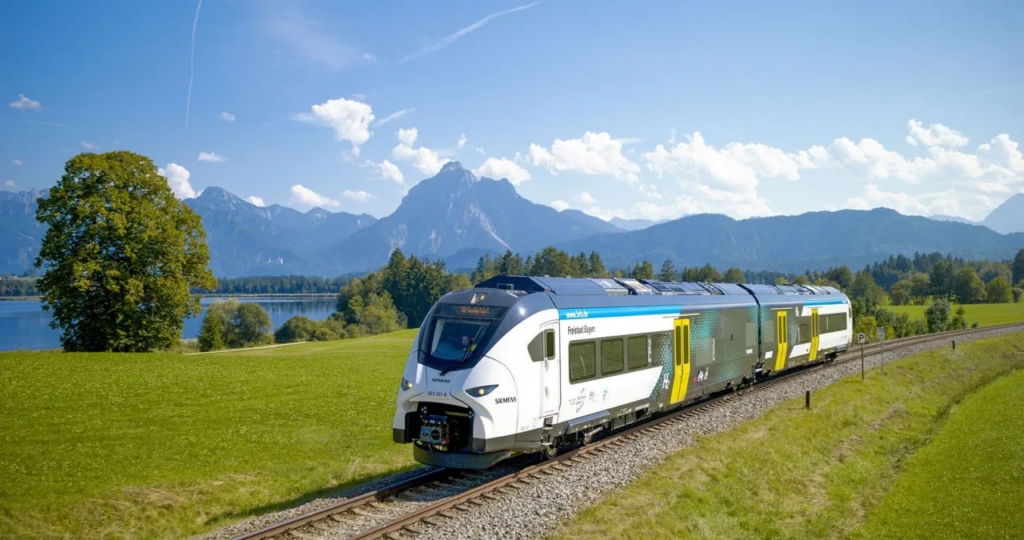 Mireo Plus H hydrogen train from Siemens Mobility