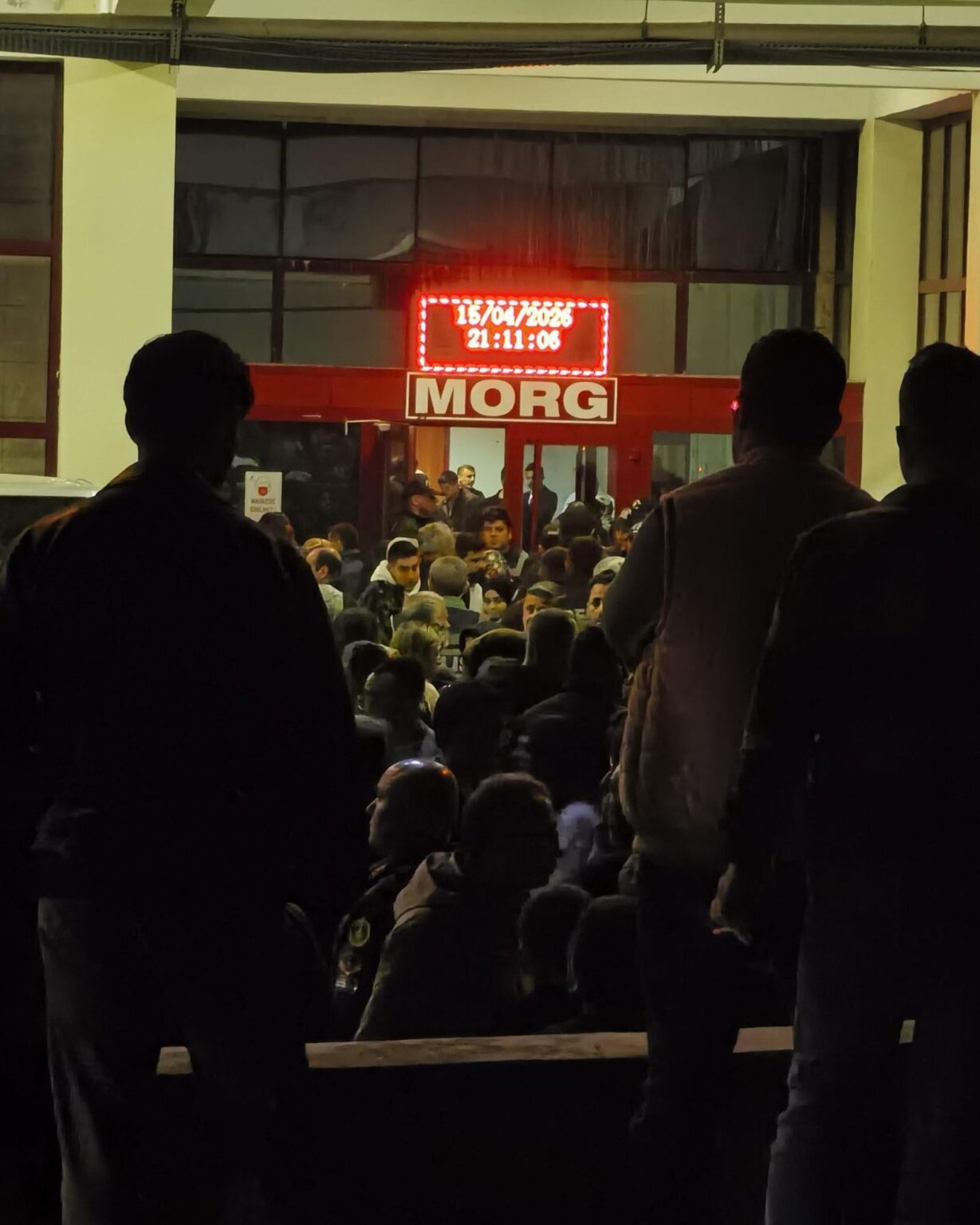 Families who send their children to school in the morning wait in front of the morgue at night. Türkiye century
