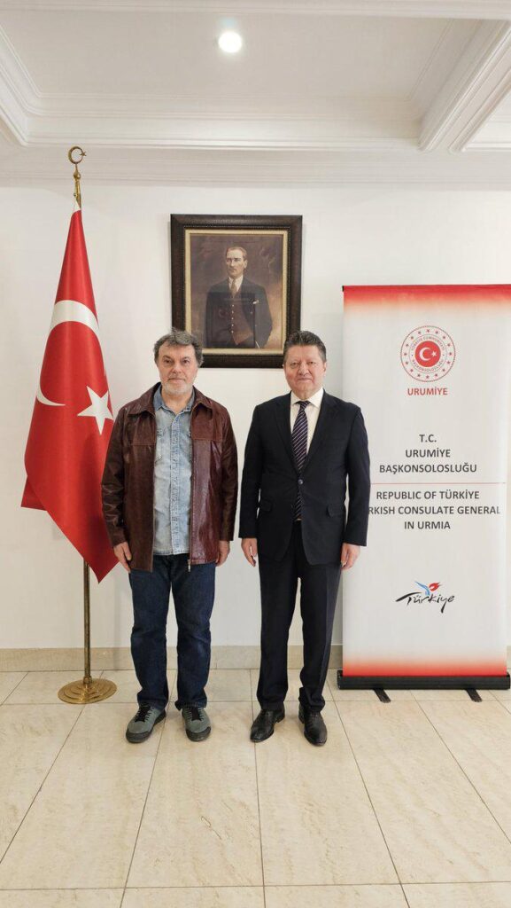 Tehran Ambassador Hicabi Kırlangıç ​​Hanging Out in Free Style at the Diplomatic Meeting (left)
