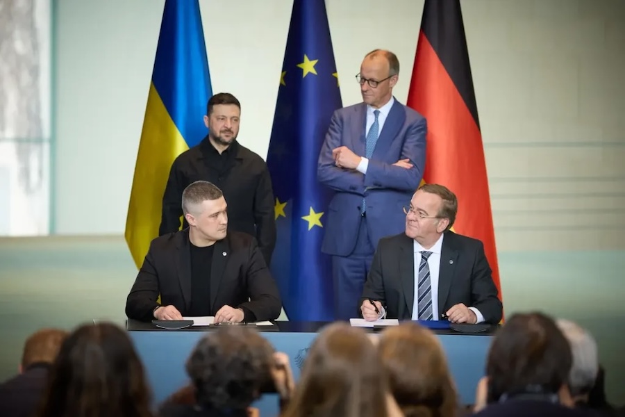 Ukraine and Germany sign memorandum to exchange defence data and expand cooperation on AI and weapons systems Chinese media question U.S. Air Force F-47 fighter program as analysts assess criticism of cost, production and capability