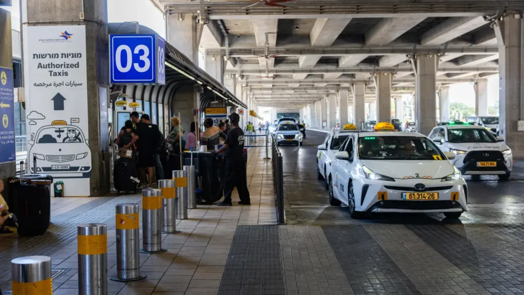 United pushes back Israel flights to September - JNS.org