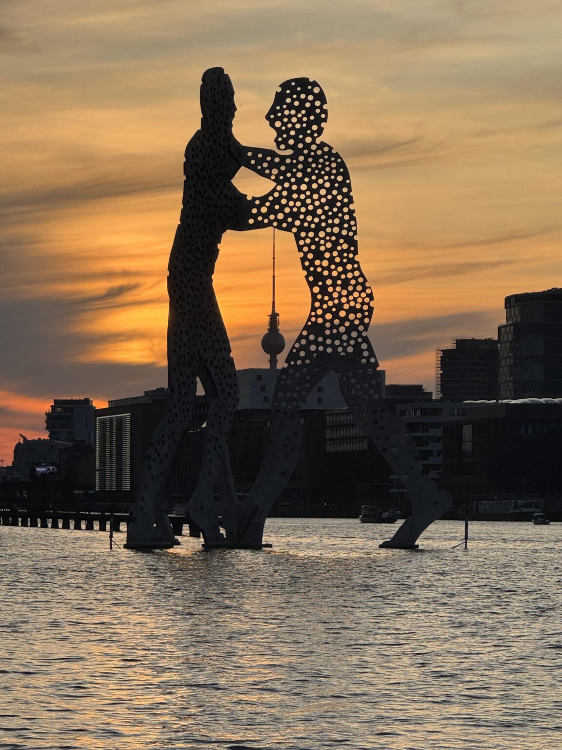 Sunset at the Molecule Man [OC]