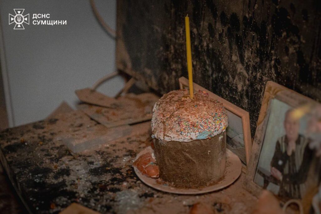 Paska, Ukrainian Easter bread, in a destroyed home after russian terrorists bombed Sumy last night.  17 people were hurt, including a 14 year old child.
