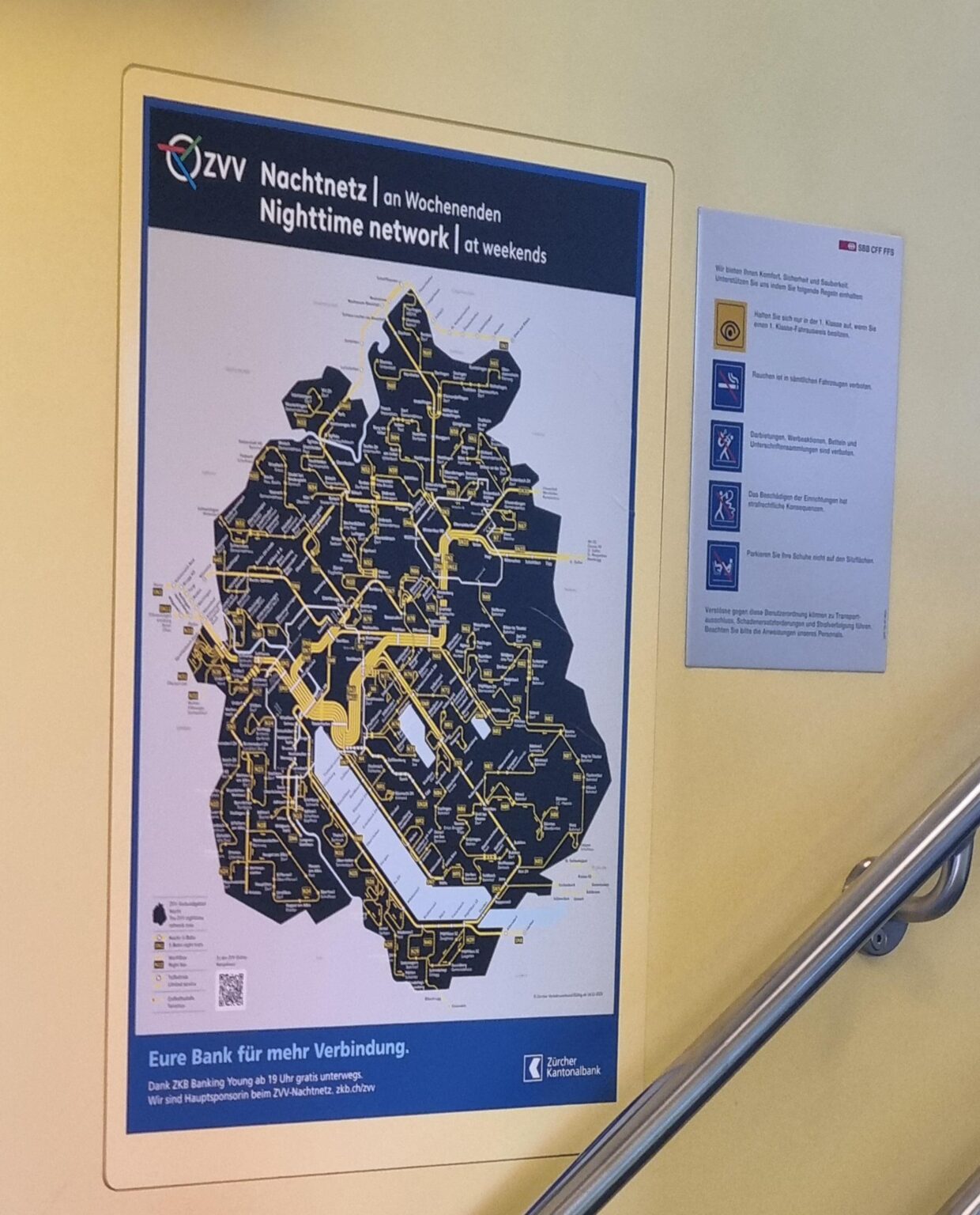 Am I crazy or does the Zurich night network look like a dinosaur head