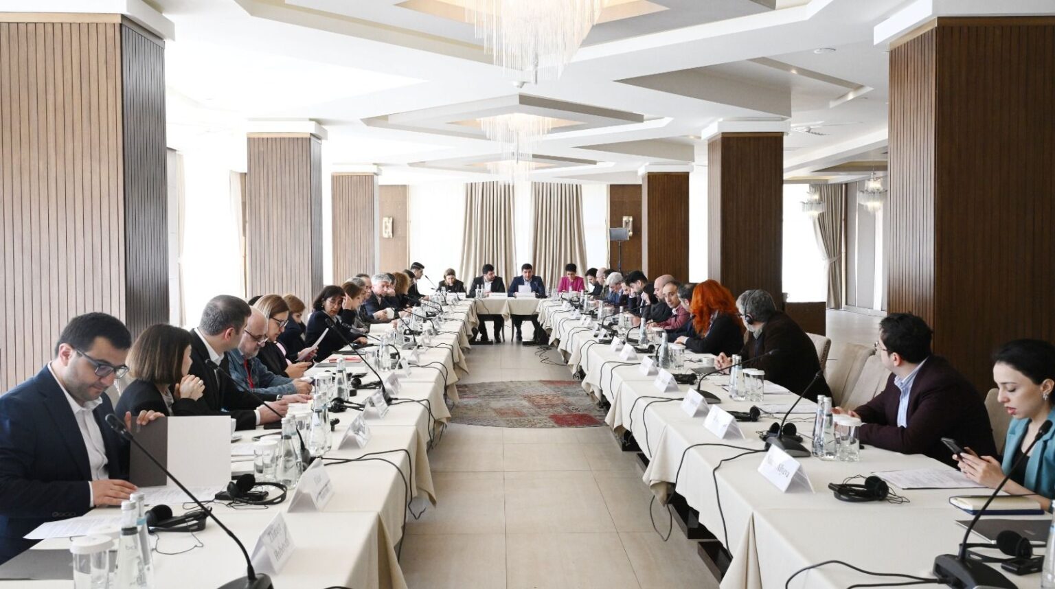 Civil society representatives from Azerbaijan and Armenia Meet for "Peace Bridge" Initiative [PHOTOS] - Gallery Image