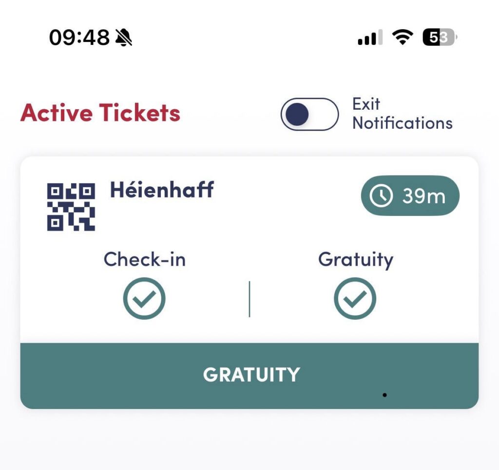 Just tried P+R near the airport for the first time and it’s pretty rad, and FREE!🎟️