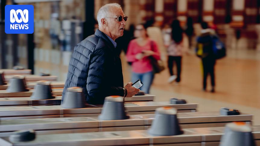 Contactless payment on NSW transport coming soon for a million commuters under Opal changes