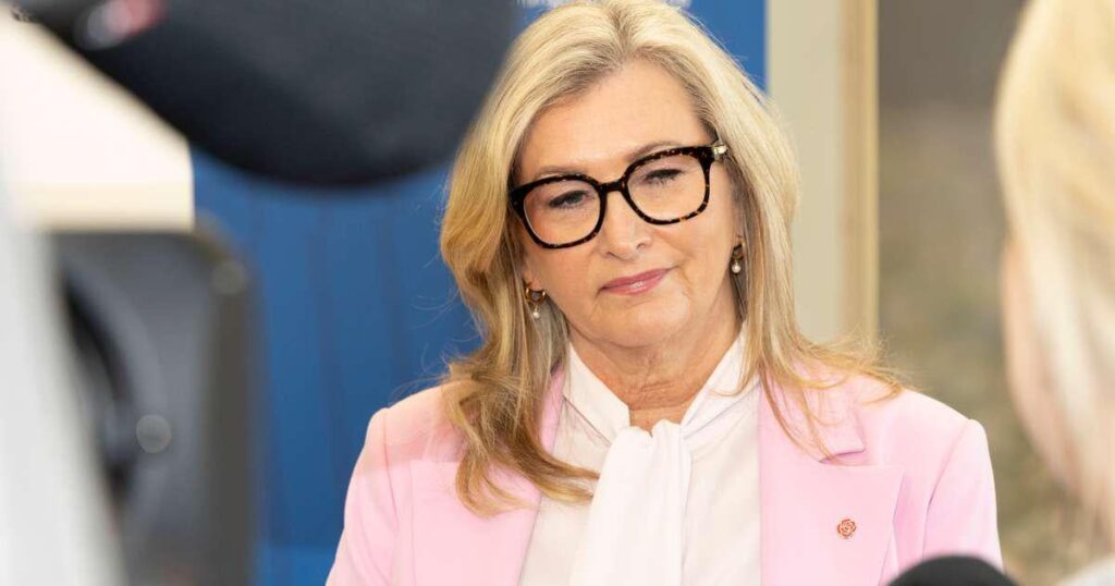 Alma's husband's cooperative received an additional 28 million in contractor payments