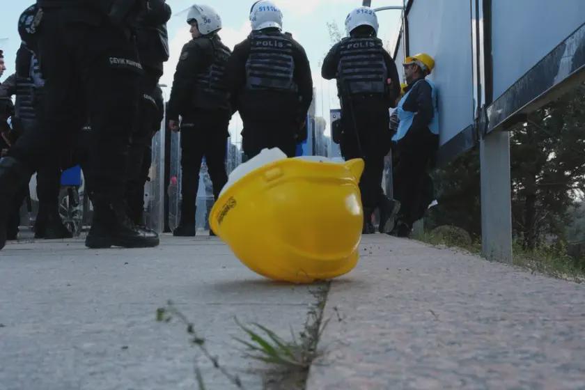 Police intervention in the protest in front of the Ministry of Energy: 110 miners were detained