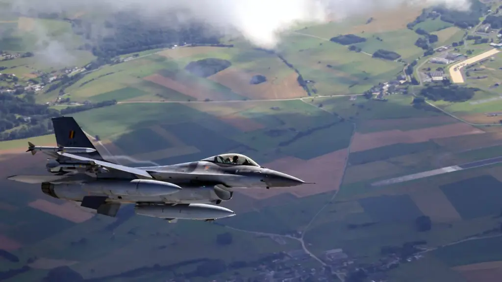 Romania scrambles F-16s amid Russian drone assault near Ukrainian border Romania scrambles F-16s amid Russian drone assault near Ukrainian border