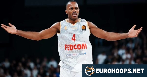 Paris crushes Monaco away from home by 28 points