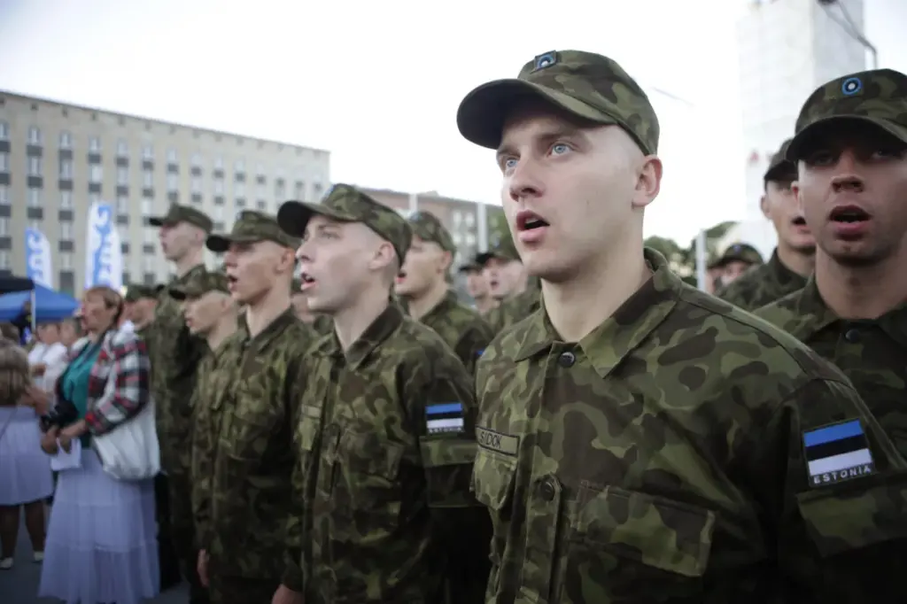 Falling birth rates push Estonia toward historic military shift