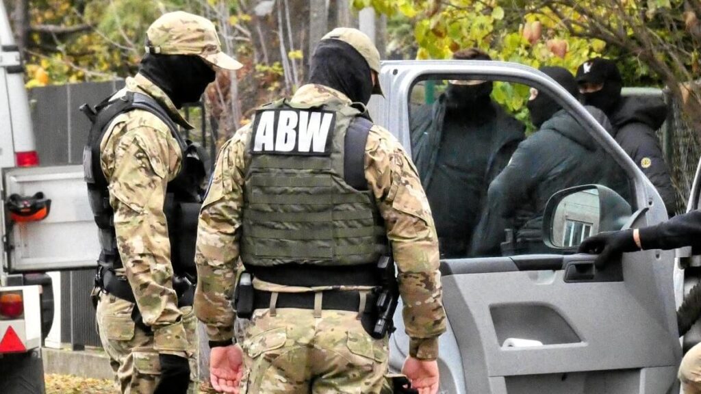 Three Polish Citizens Detained on Suspicion of Spying for Russia