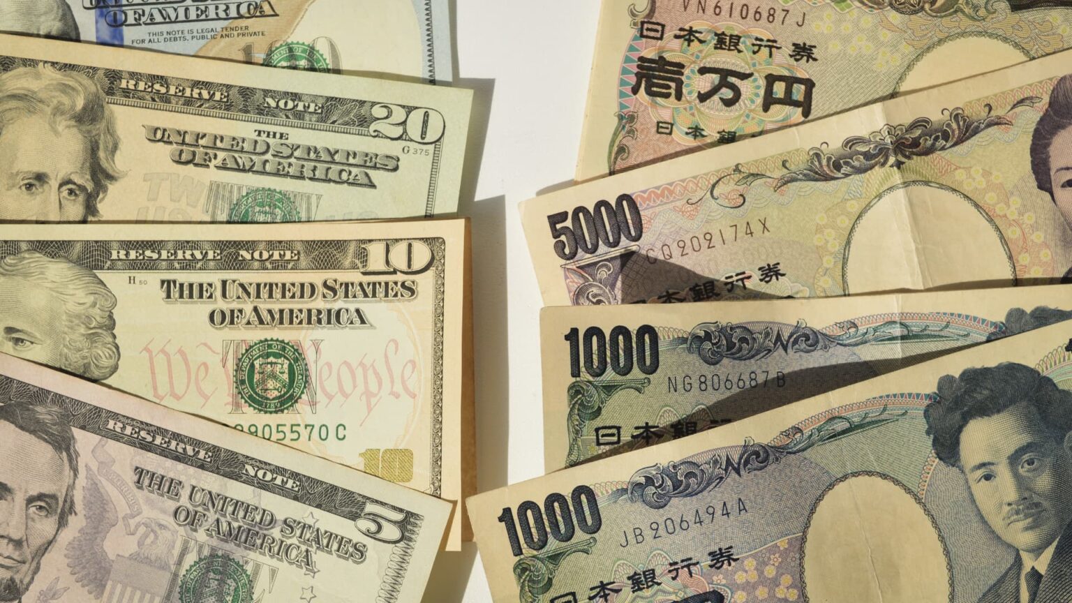 Japan yen nears intervention zone; dollar steady as traders watch Iran