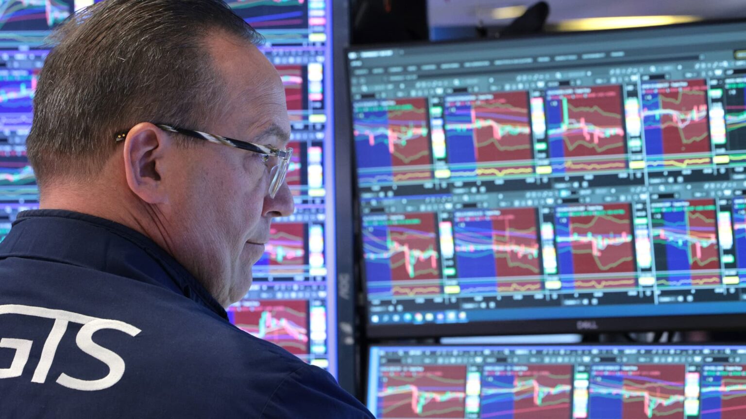 Stock market today: Live updates Stock market today: Live updates