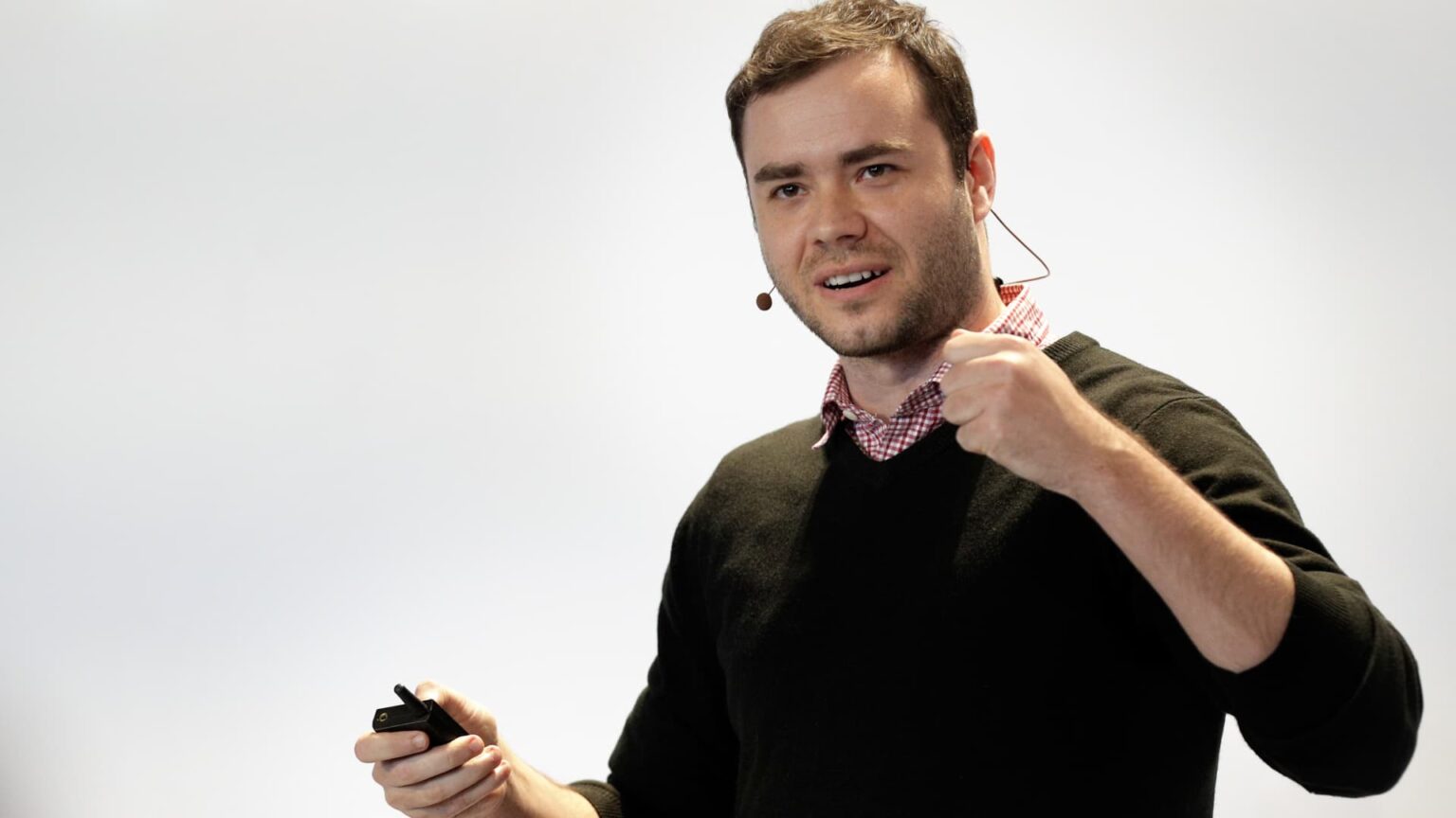 Anthropic hires OpenAI cofounder Andrej Karpathy, former Tesla AI lead Anthropic hires OpenAI cofounder Andrej Karpathy, former Tesla AI lead