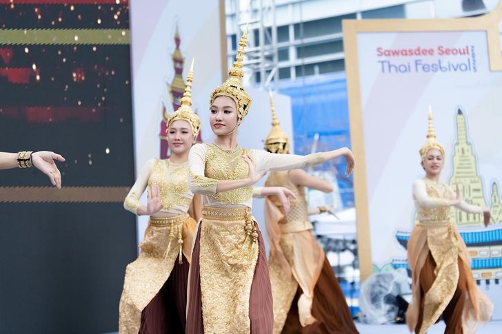 Thai dancers perform during the opening ceremony of the Sawasdee Festival held at Cheonggye Plaza in central Seoul, Sept. 6, 2025. Courtesy of Embassy of Thailand