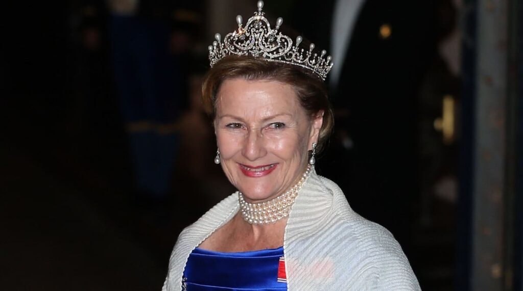 Queen Sonja of Norway suffers from heart failure diagnosis Queen Sonja of Norway suffers from heart failure diagnosis