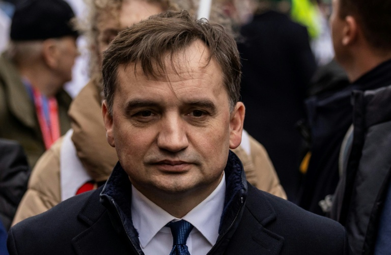 Poland’s wanted ex-minister confirms he fled to US from Hungary Yahoo news home