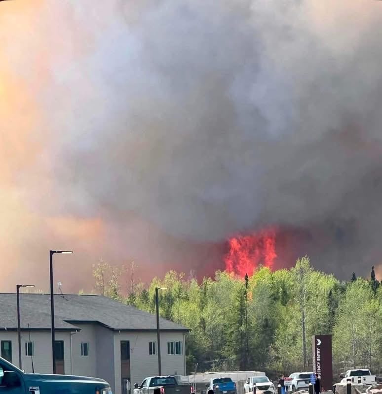Norway House declares state of emergency as wildfire burns in northern First Nation