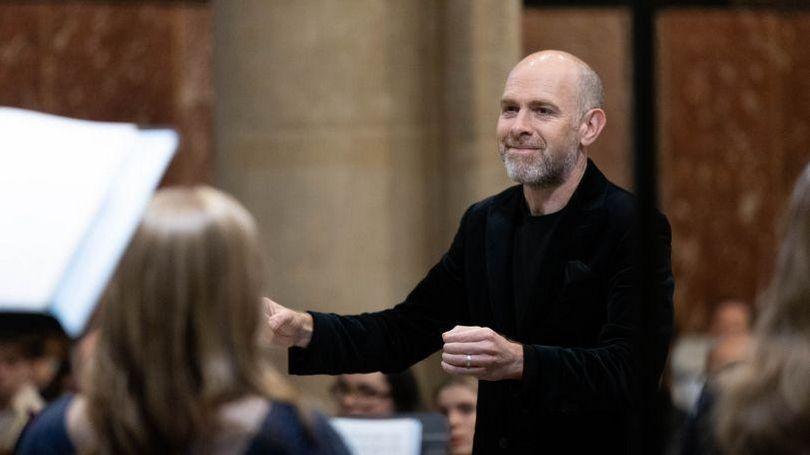 Chamber Choir Ireland: Servant of Servants, Patron of the Arts Chamber Choir Ireland: Servant of Servants, Patron of the Arts