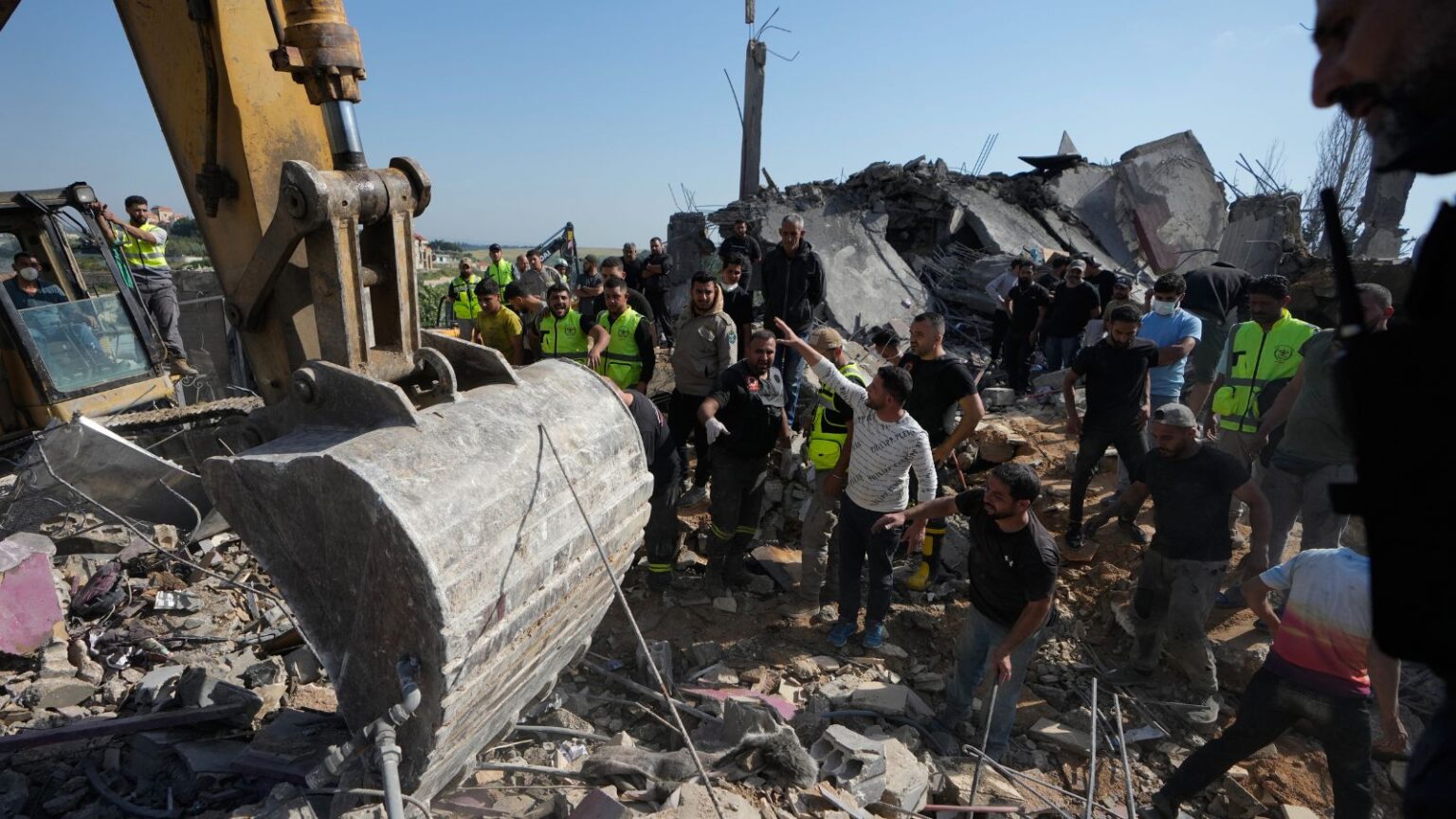 Iran-US War Live Updates: IRGC warns US against attacks on ships; Israel bombs Lebanon Lebanon Israel Iran War