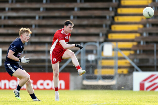 adrian-mcgurren-scores-a-point-despite-finn-dowling
