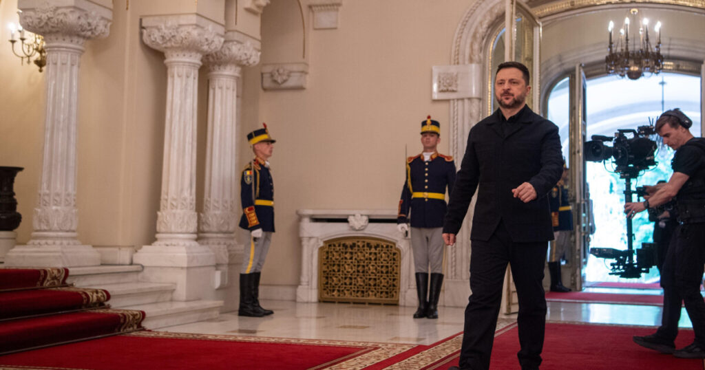 NATO’s eastern flank: Bucharest summit underscores a stronger Europe in NATO 3.0 • Table.Briefings NATO’s eastern flank: Bucharest summit underscores a stronger Europe in NATO 3.0 • Table.Briefings