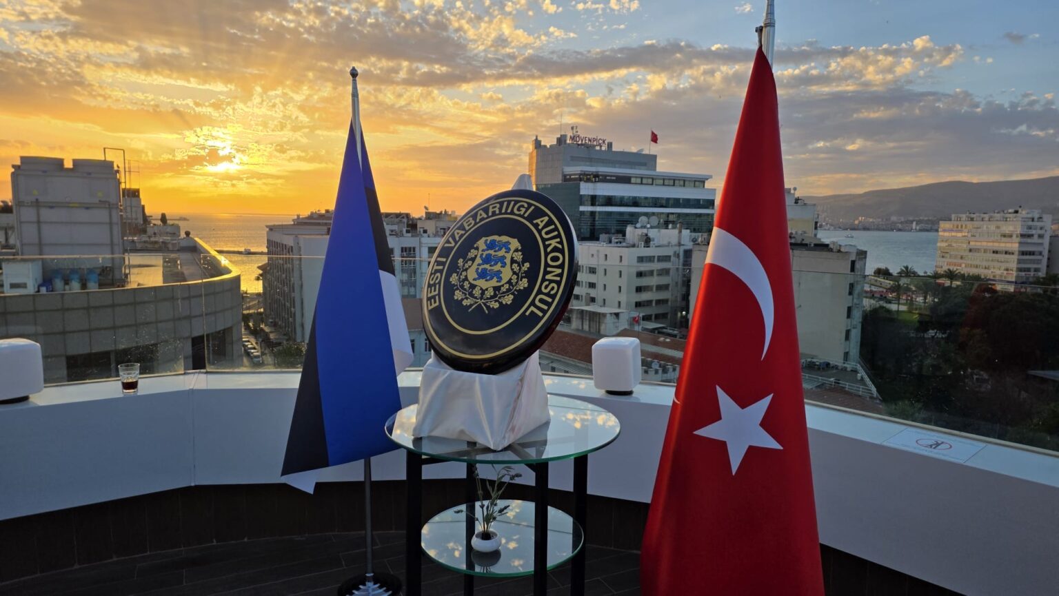 The Estonian and Turkish flags at the opening of Estonia’s new honorary consulate in Izmir, overlooking the Aegean coast. Photo by the Estonian foreign ministry.