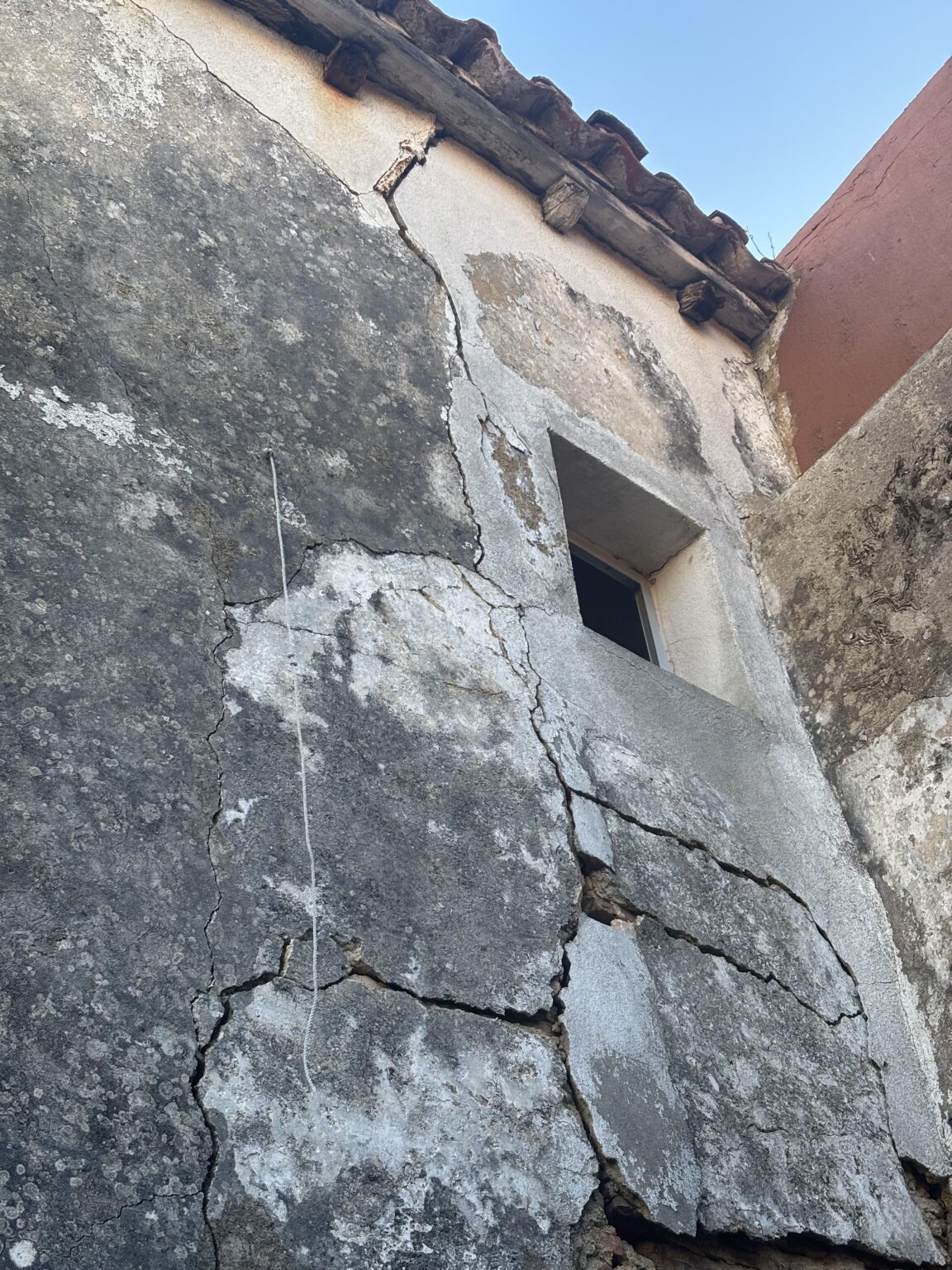 How long until the house next door falls on top of mine? And where is this reported?