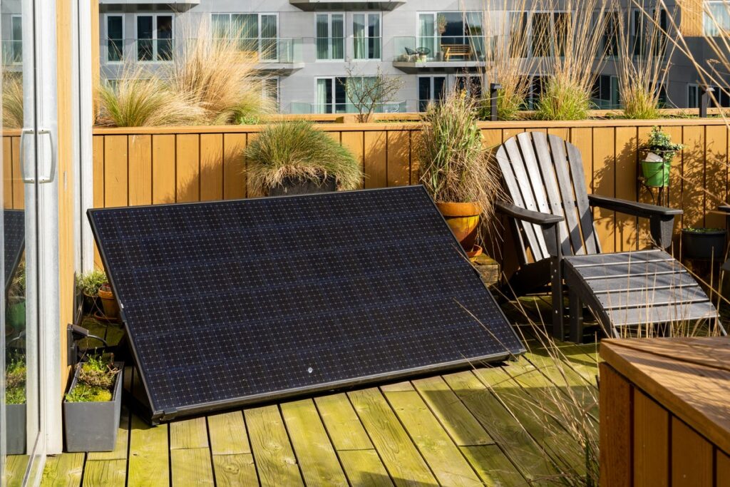 Lidl and Iceland to start selling plug-in solar panels for £500. But there’s a catch Lidl and Iceland to start selling plug-in solar panels for £500. But there’s a catch